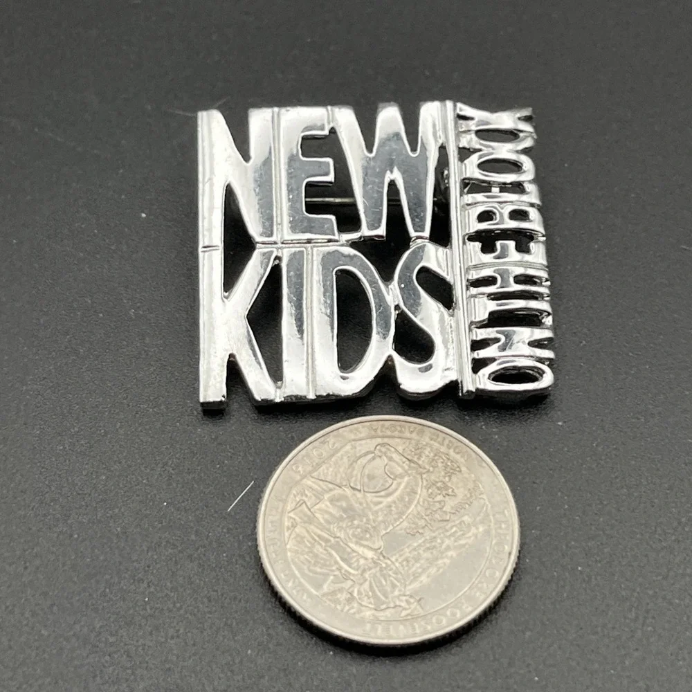 New Kids On The Block NKOTB Boy Band Group Music‎ Lapel Hat Pin